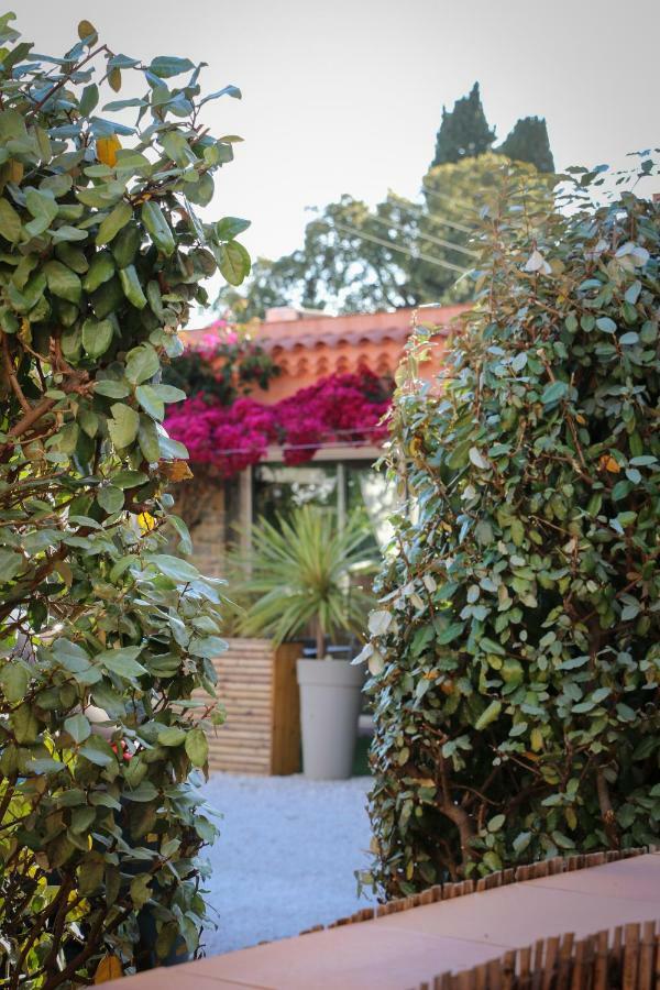 Auberge Du Cap Negre Le Lavandou Zewnętrze zdjęcie